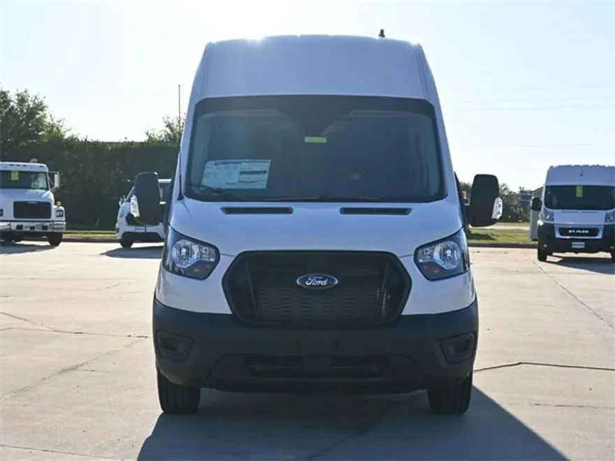 2025 Ford Transit photo 1