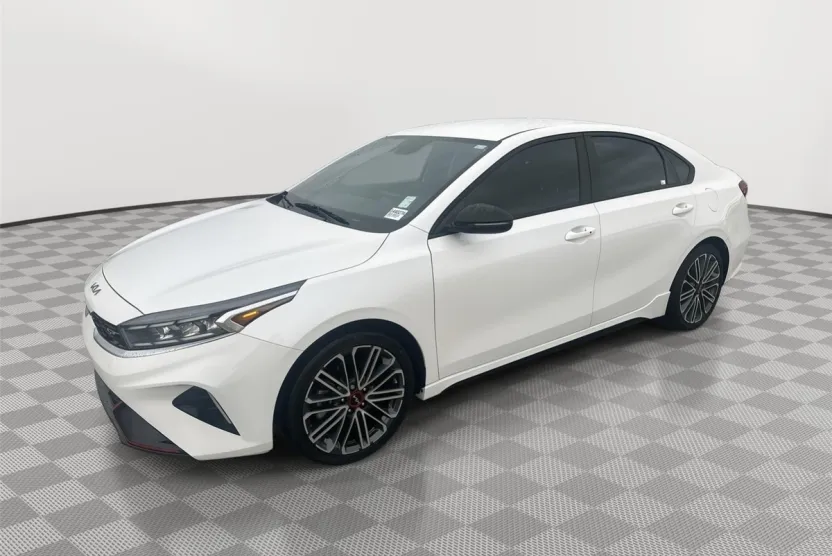 2024 Kia Forte GT photo 1