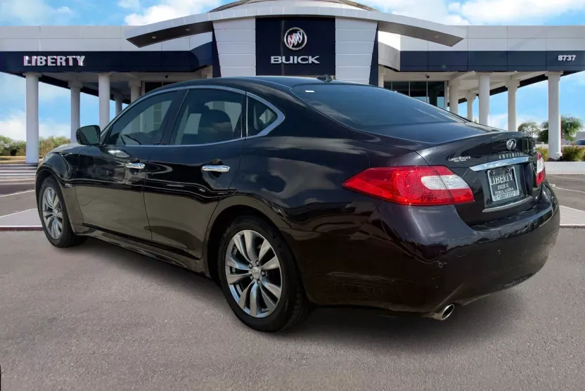 2013 Infiniti M35h photo 1