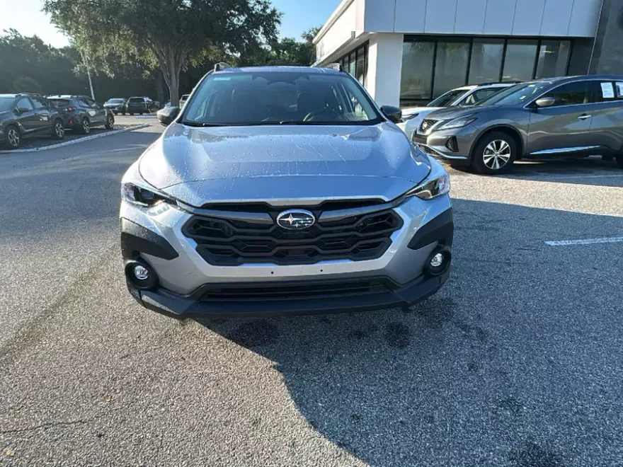 2025 Subaru Crosstrek Premium photo 1