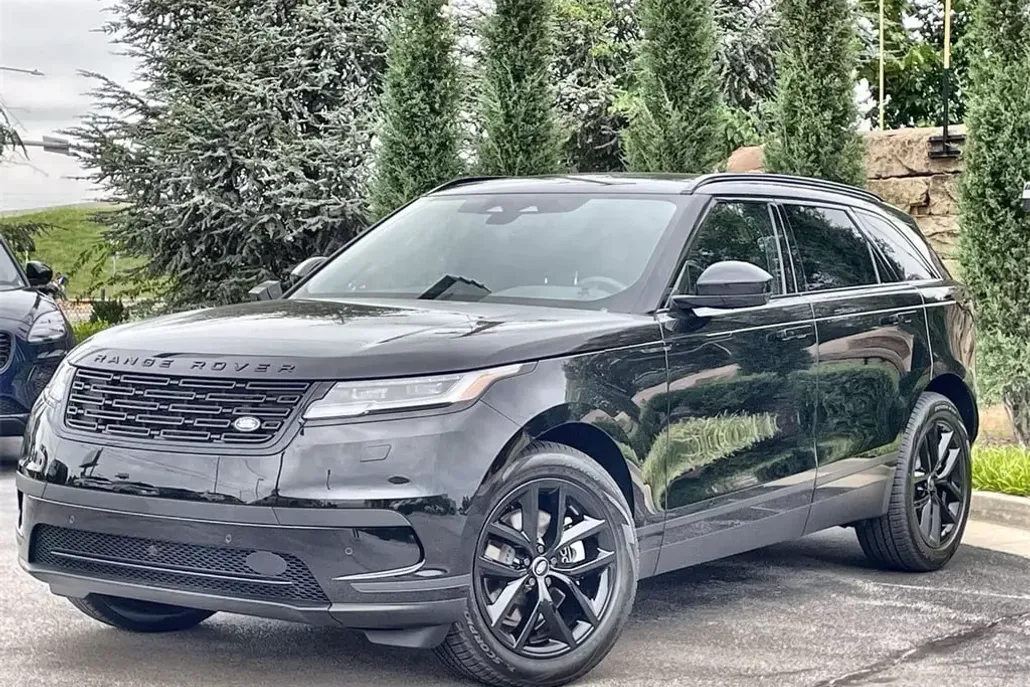 2025 Land Rover Range Rover Velar S photo 1