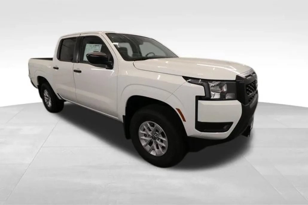 2025 Nissan Frontier S photo 1
