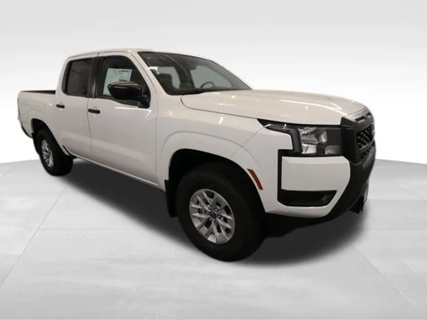 2025 Nissan Frontier S photo 1