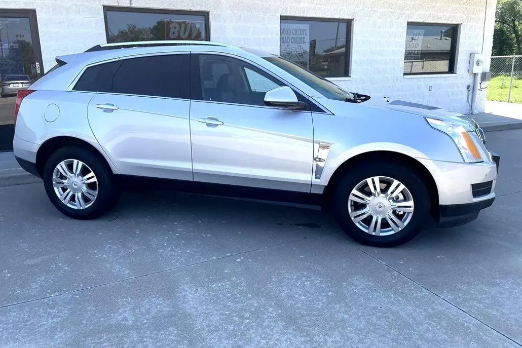 2012 Cadillac SRX Luxury photo 1
