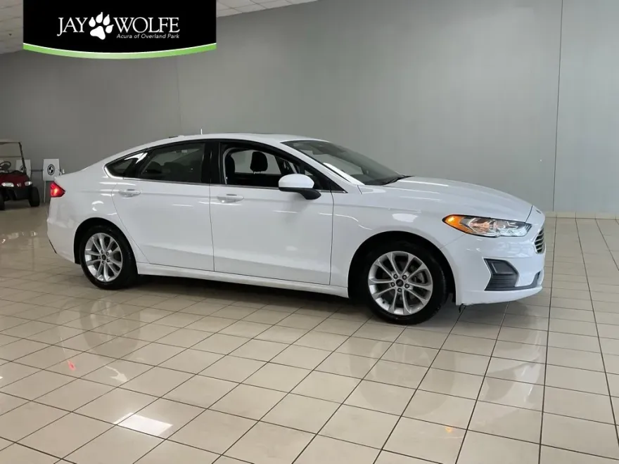 2020 Ford Fusion Hybrid SE photo 1
