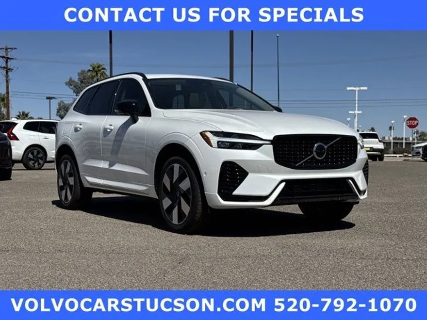2025 Volvo XC60 Hybrid T8 Plus photo 1