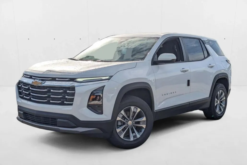 2026 Chevrolet Equinox LT photo 1