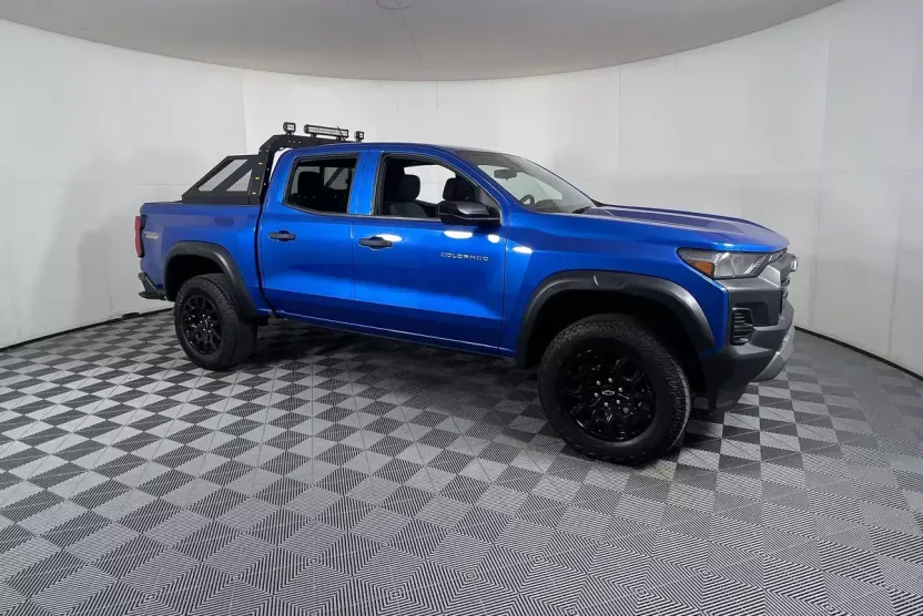 2023 Chevrolet Colorado Trail Boss photo 1