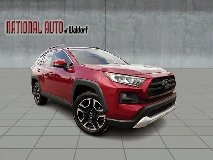 2019 Toyota RAV4 Adventure photo 1