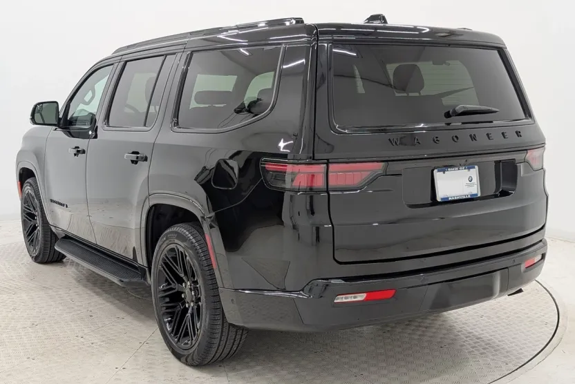 2025 Jeep Wagoneer Series II Carbide photo 1