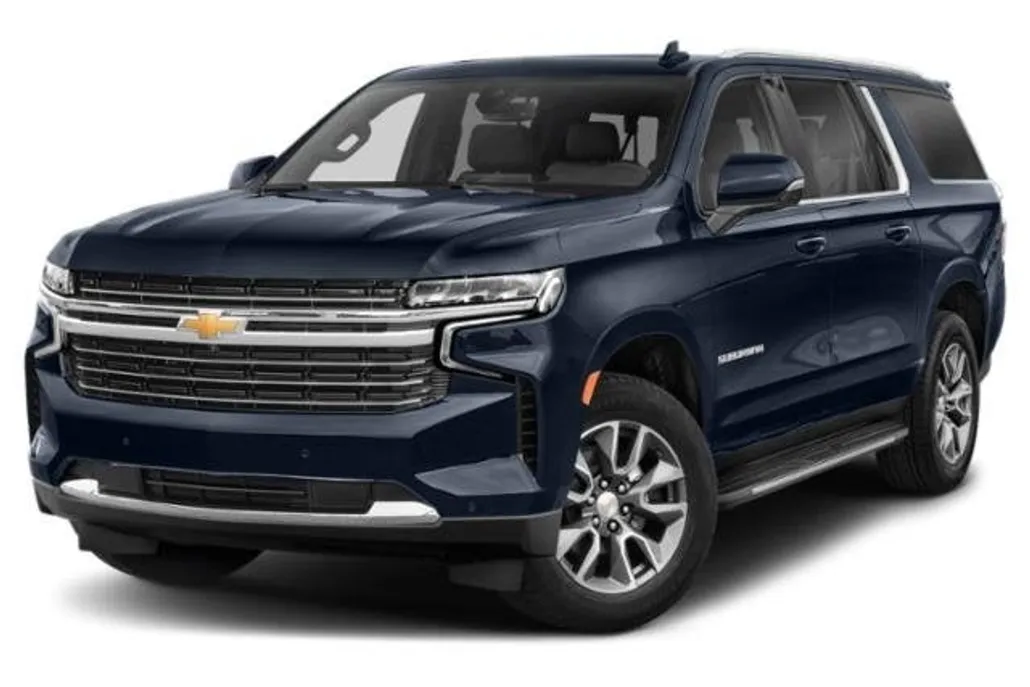 2022 Chevrolet Suburban LT photo 1