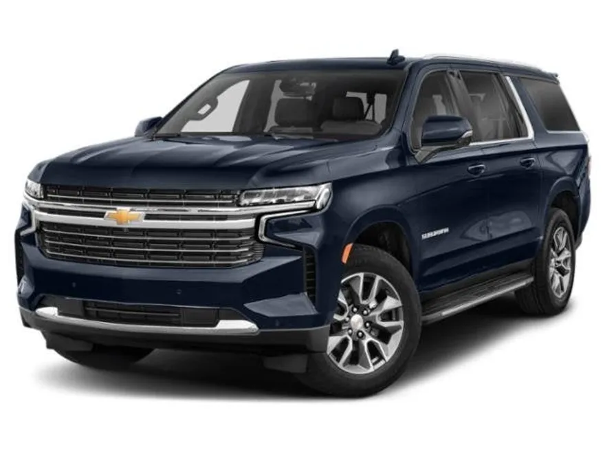 2022 Chevrolet Suburban LT photo 1