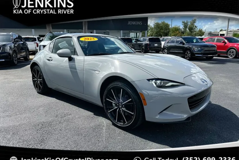 2025 Mazda MX-5 Miata Miata RF Grand Touring photo 1