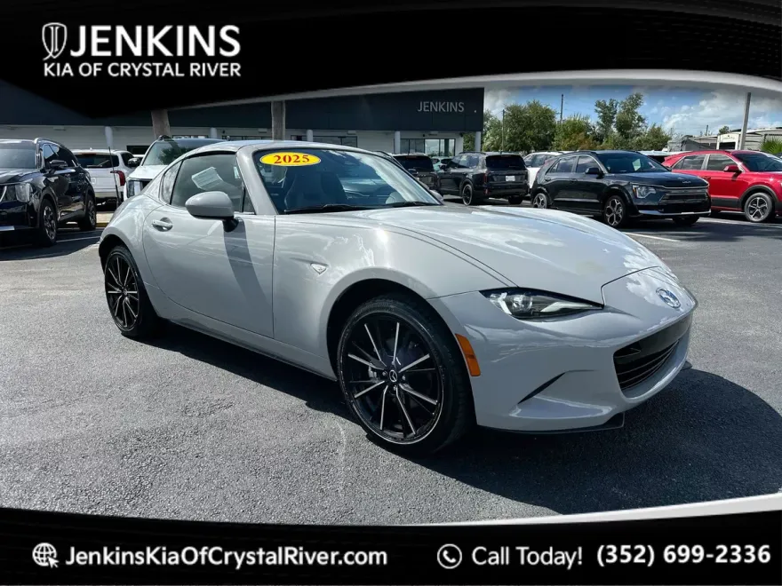 2025 Mazda MX-5 Miata Miata RF Grand Touring photo 1