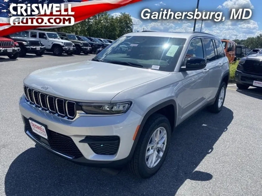 2025 Jeep Grand Cherokee Laredo X photo 1