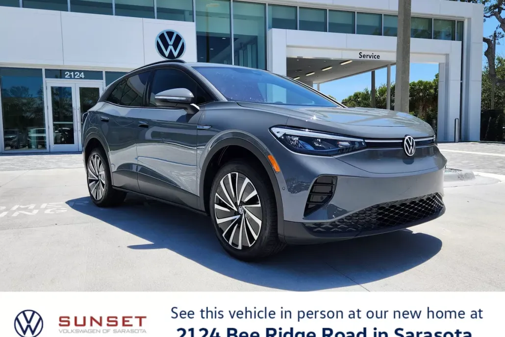 2025 Volkswagen ID.4 Pro photo 1