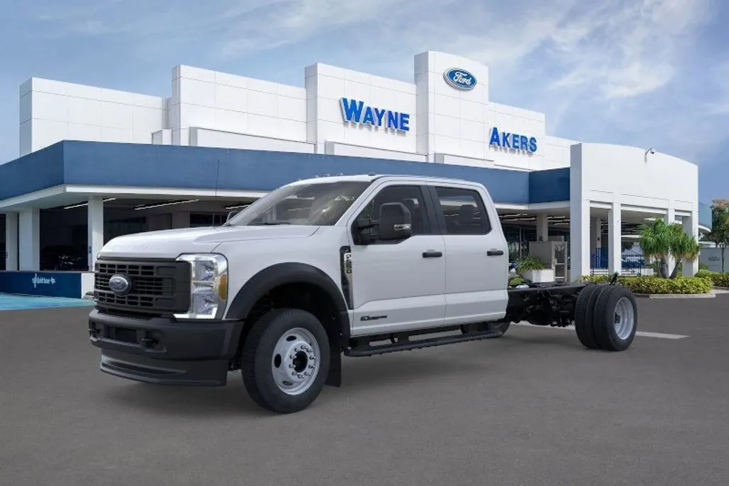 2026 Ford F-550 photo 1