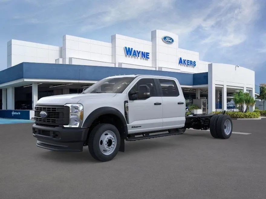2026 Ford F-550 photo 1
