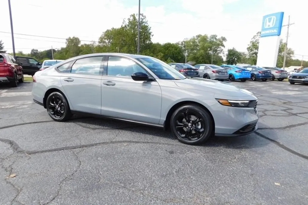 2025 Honda Accord 1.5T SE photo 1