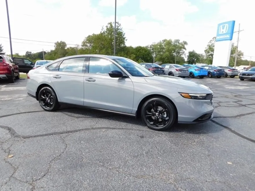 2025 Honda Accord 1.5T SE photo 1