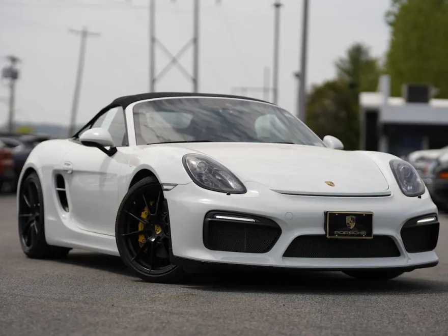 2016 Porsche Boxster Spyder photo 1