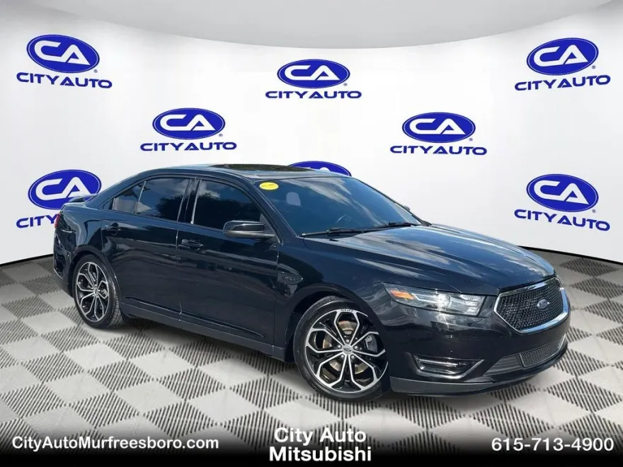 2019 Ford Taurus SHO photo 1