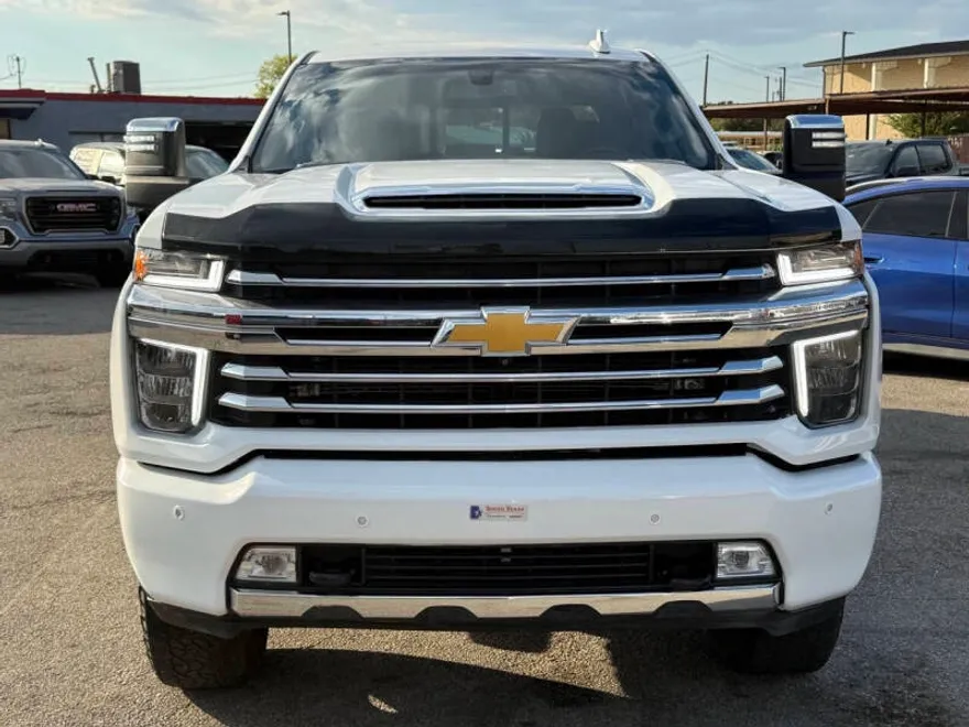 2022 Chevrolet Silverado 2500HD LTZ photo 1