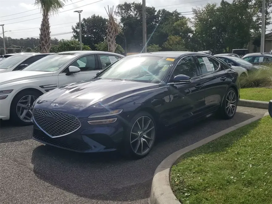 2023 Genesis G70 2.0T photo 1