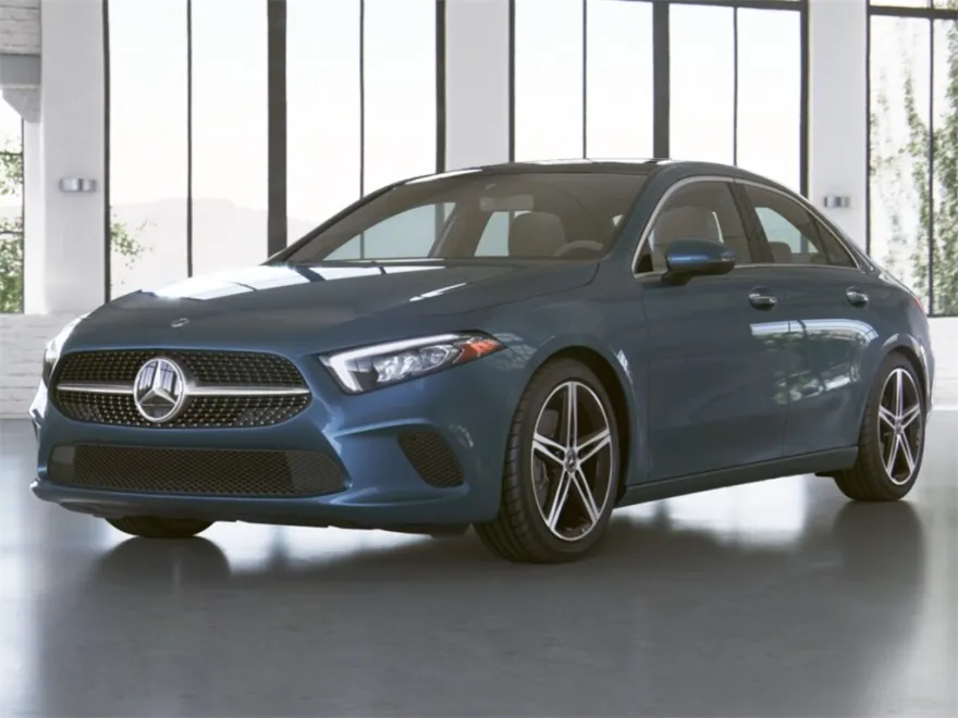 2022 Mercedes Benz A 220 4MATIC photo 1