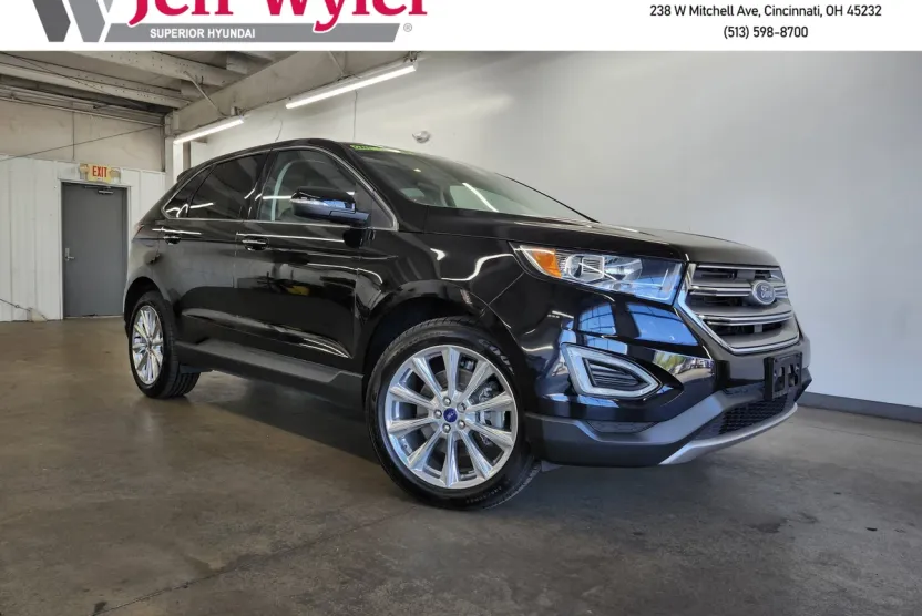 2018 Ford Edge Titanium photo 1