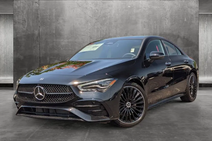 2025 Mercedes Benz CLA 250 4MATIC photo 1