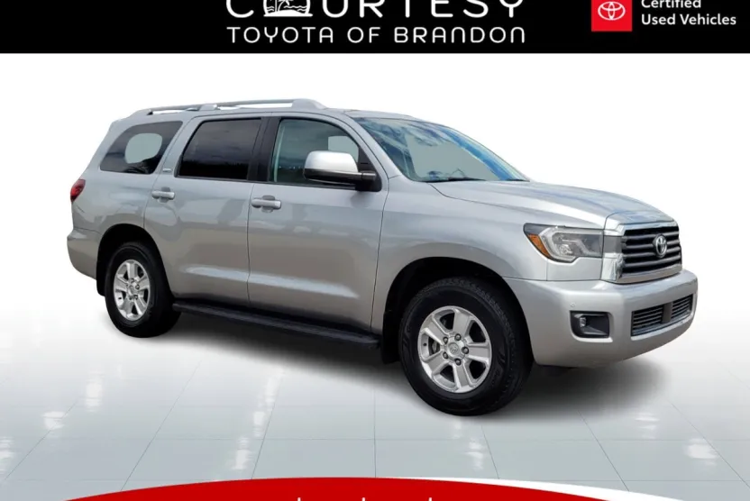 2022 Toyota Sequoia SR5 photo 1