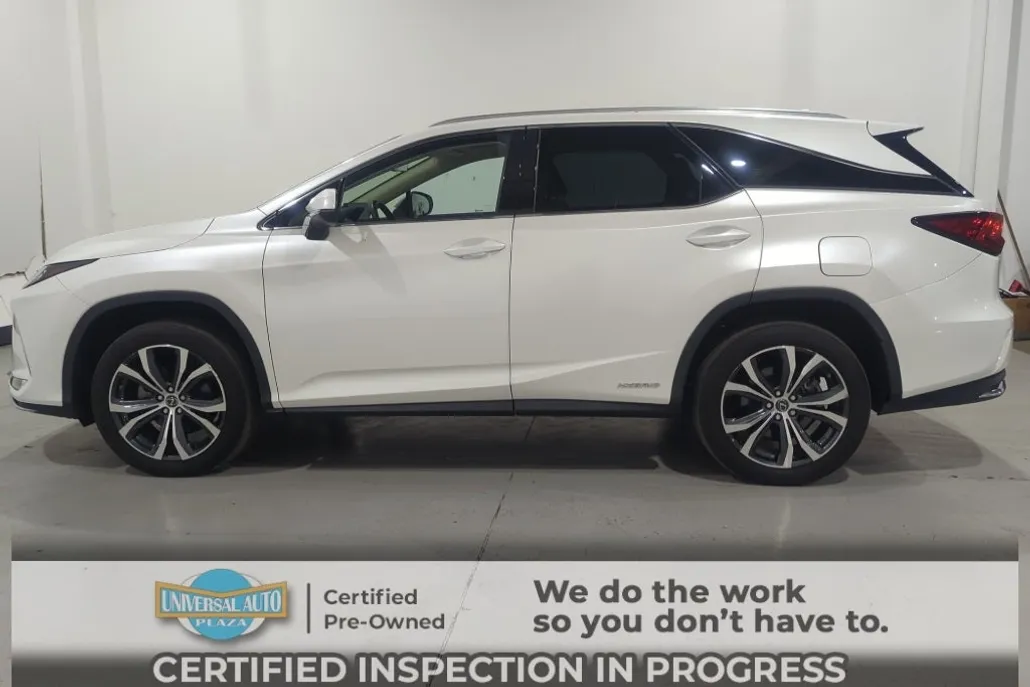2022 Lexus RX 450hL photo 1