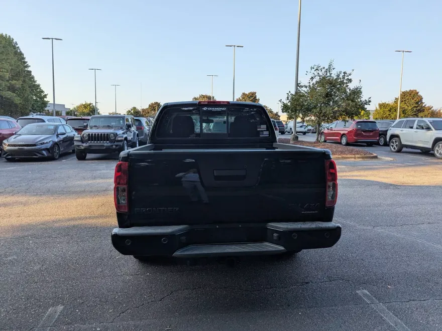 2021 Nissan Frontier Crew Cab SV photo 1