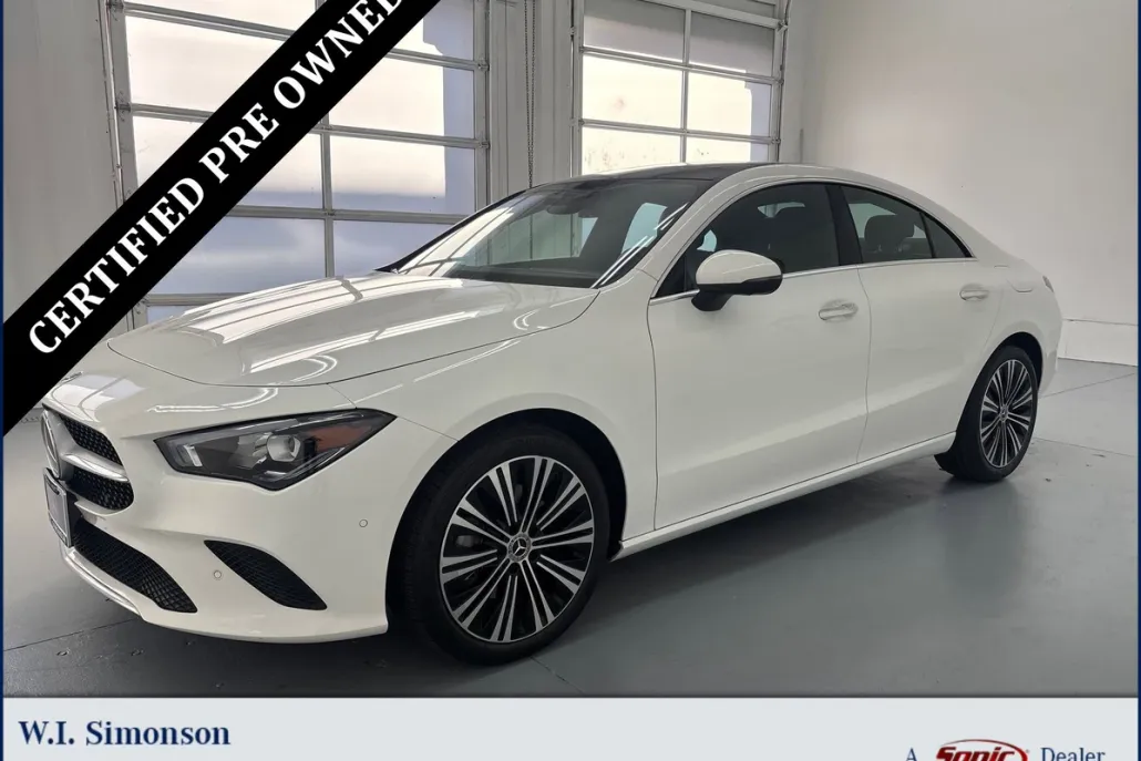 2022 Mercedes Benz CLA 250 photo 1