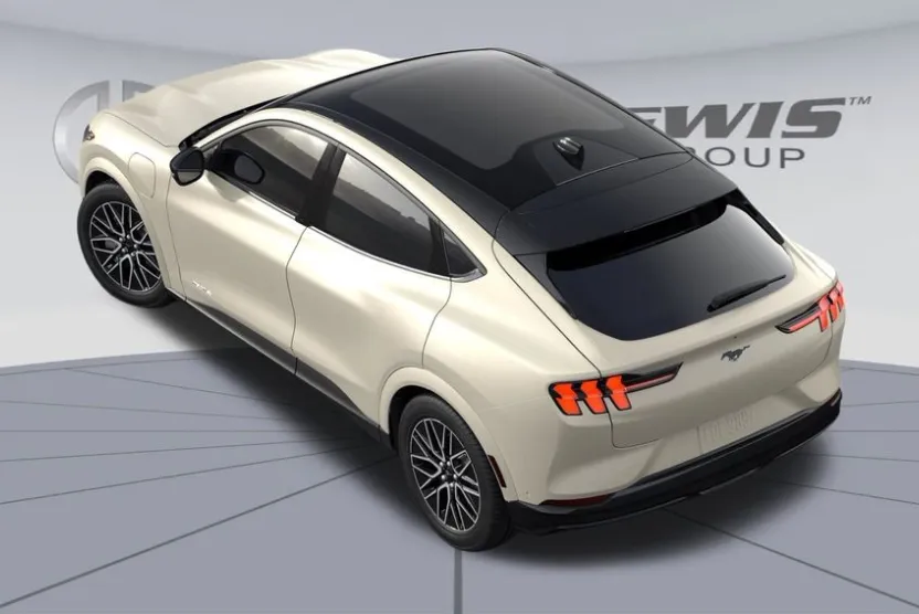 2025 Ford Mustang Mach-E Premium photo 1