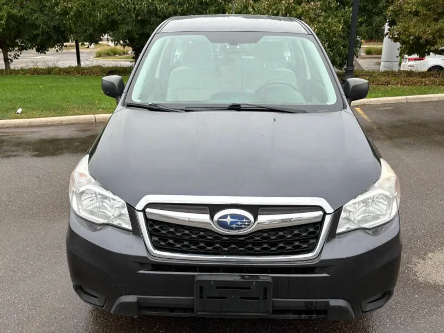 2014 Subaru Forester 2.5i photo 1