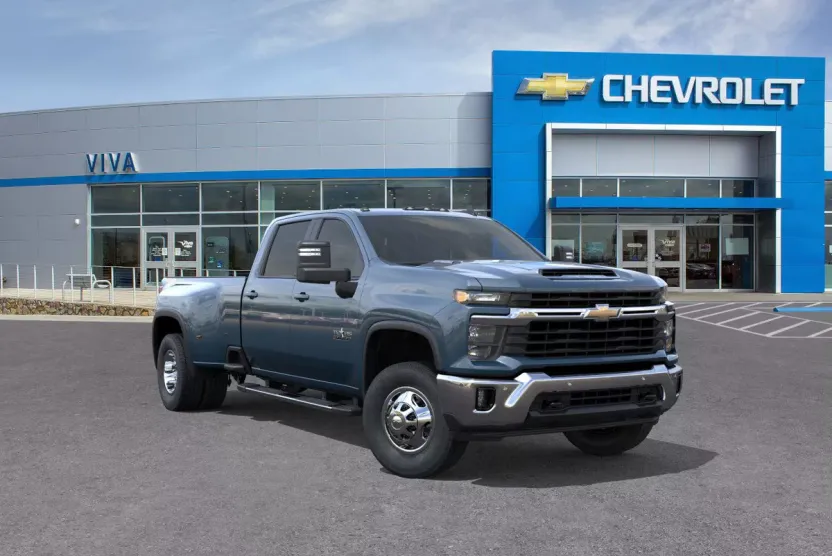 2026 Chevrolet Silverado 3500HD photo 1