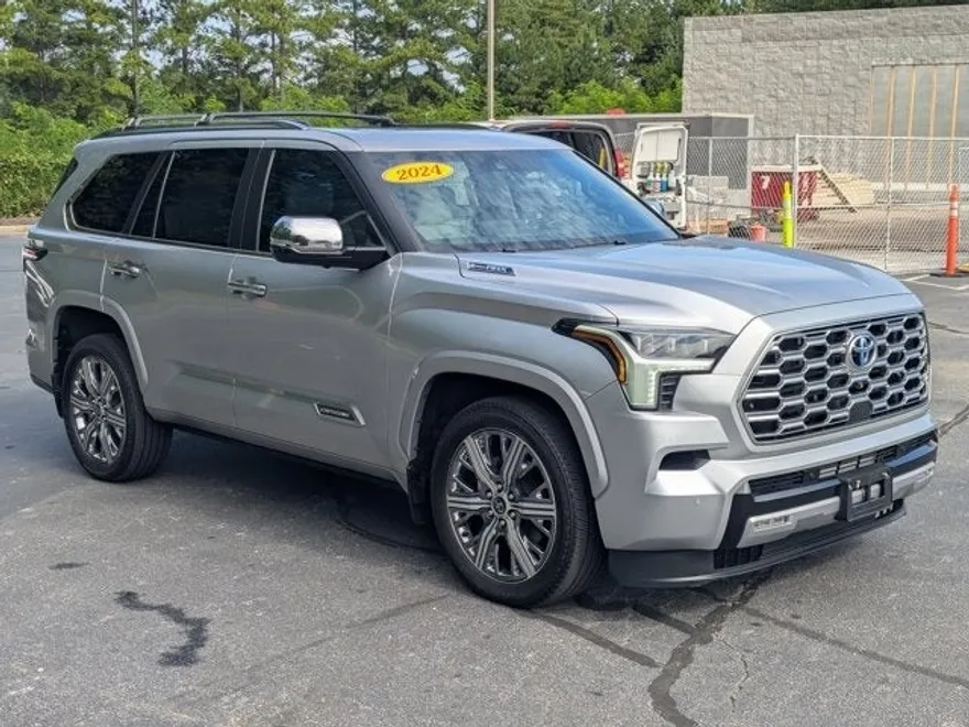 2024 Toyota Sequoia Capstone photo 1
