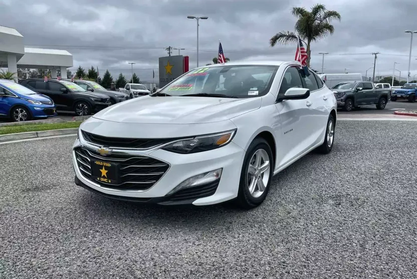 2022 Chevrolet Malibu 1LT photo 1