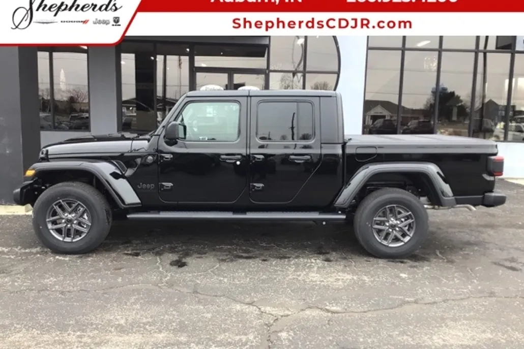 2025 Jeep Gladiator Sport photo 1