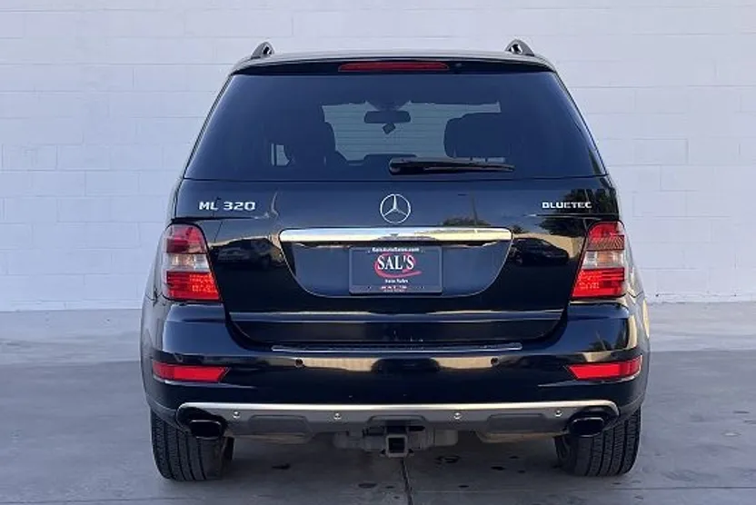 2009 Mercedes Benz ML BlueTEC 4MATIC photo 1