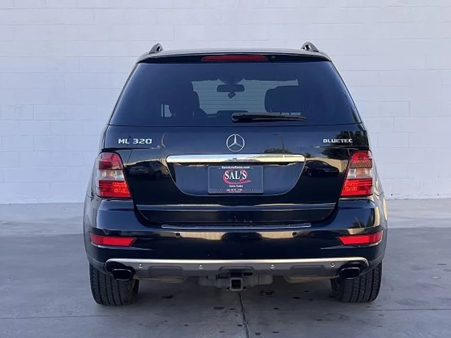 2009 Mercedes Benz ML BlueTEC 4MATIC photo 1