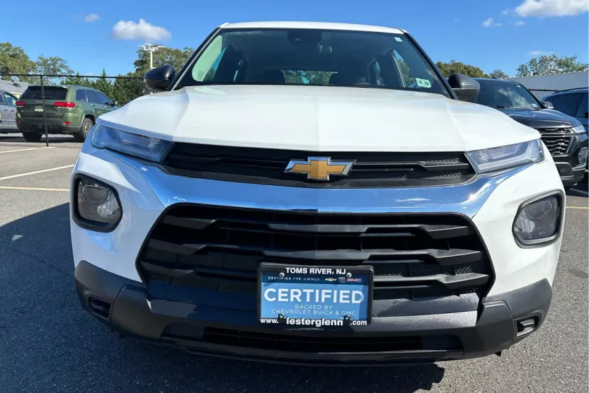 2023 Chevrolet Trailblazer LS photo 1