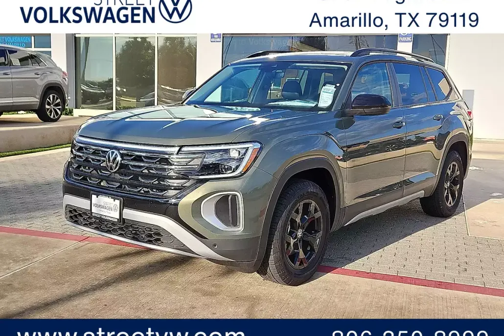 2025 Volkswagen Atlas Peak Edition SE photo 1