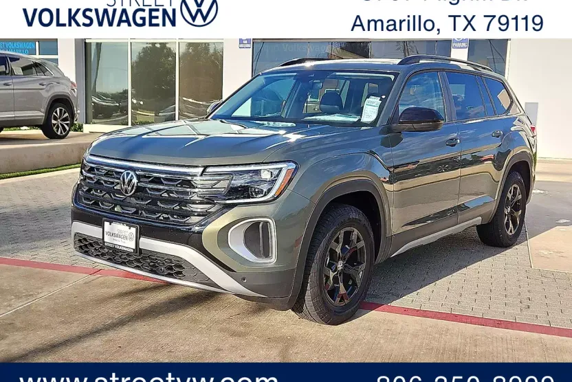 2025 Volkswagen Atlas Peak Edition SE photo 1