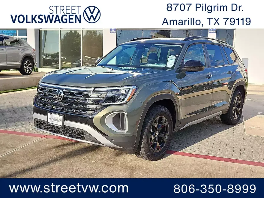 2025 Volkswagen Atlas Peak Edition SE photo 1