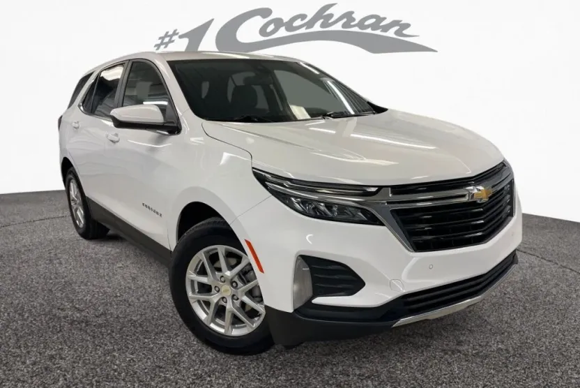 2024 Chevrolet Equinox LT photo 1