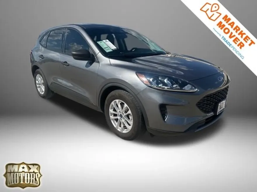 2022 Ford Escape S photo 1