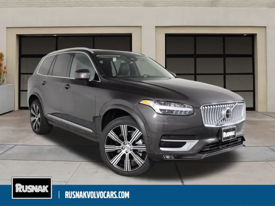 2025 Volvo XC90 photo 1